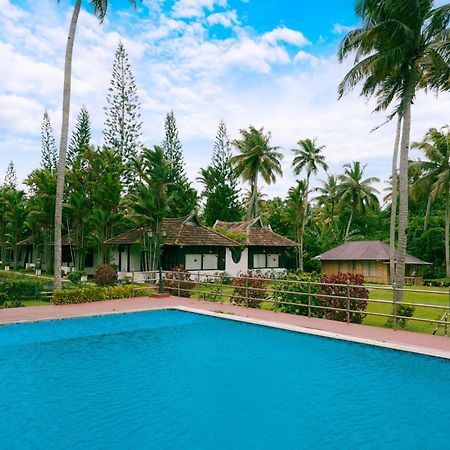 Paradise Heritage Resort Кумараком Экстерьер фото